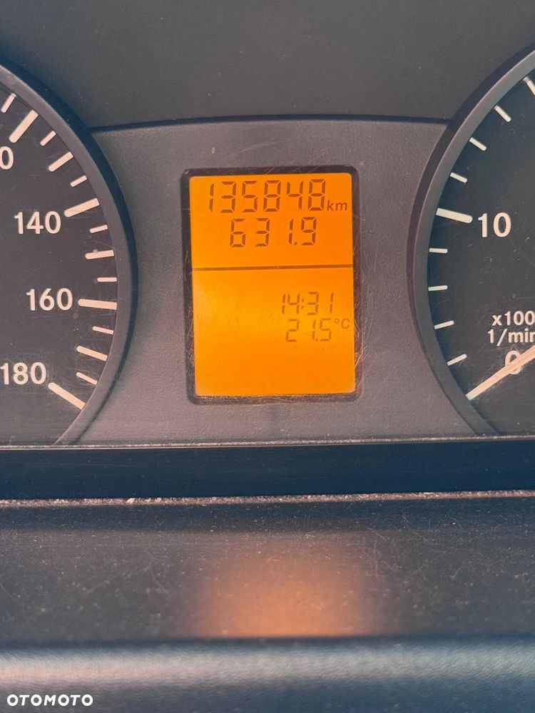 Mercedes-Benz SPRINTER - 13