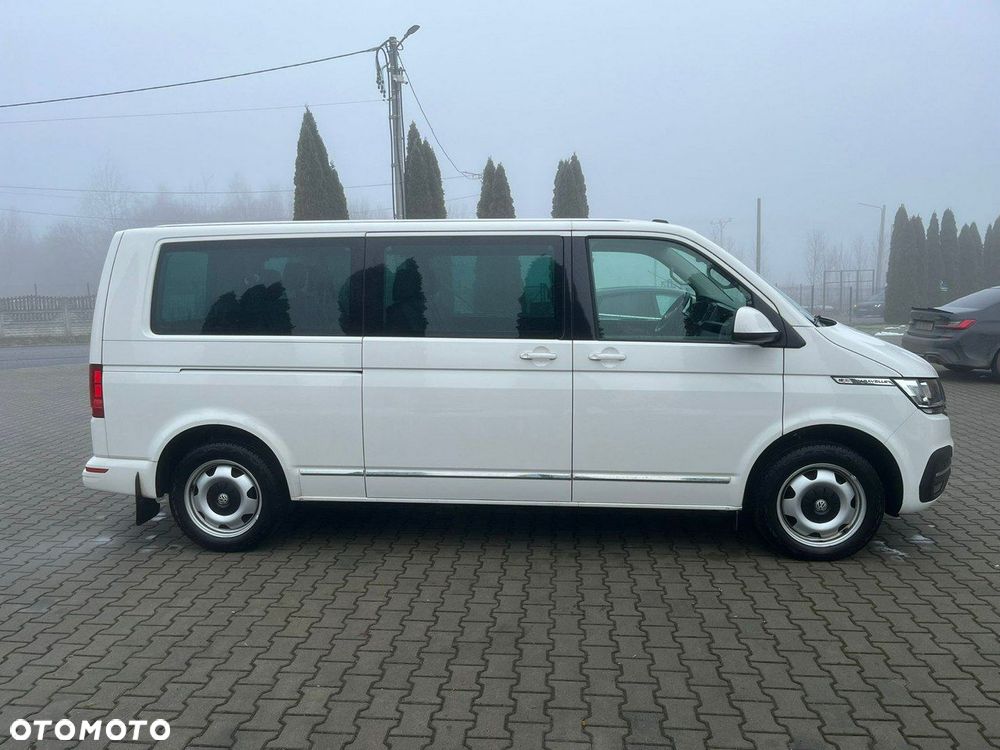 Volkswagen Caravelle - 7