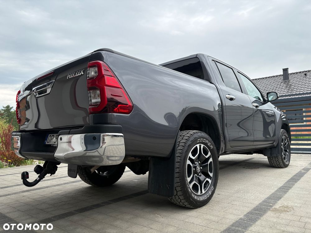 Toyota Hilux 2.8 D-4D Double Cab SR5+ 4x4 - 23