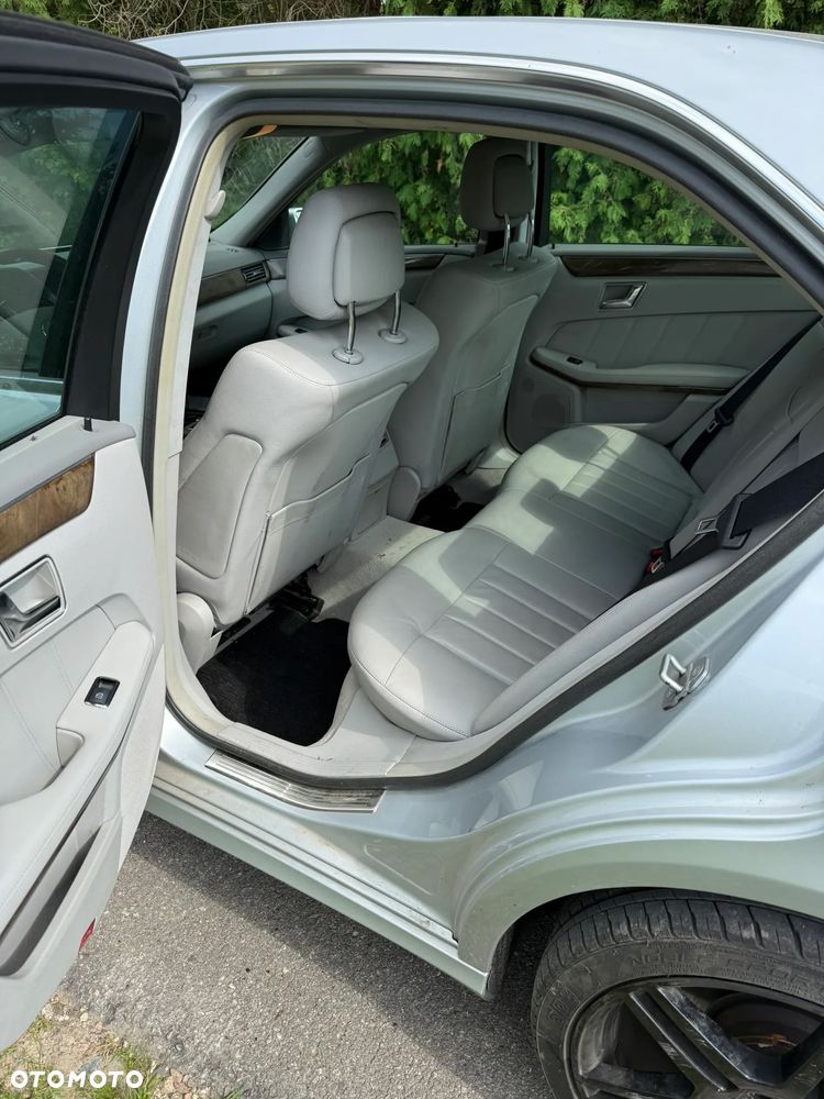Mercedes-Benz Klasa E 350 CGI BlueEFFICIENCY 7G-TRONIC - 9