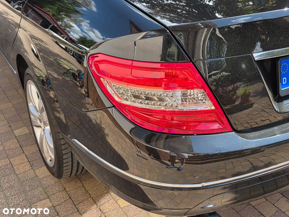 Mercedes-Benz Klasa C 320 CDI 7G-TRONIC Avantgarde - 10