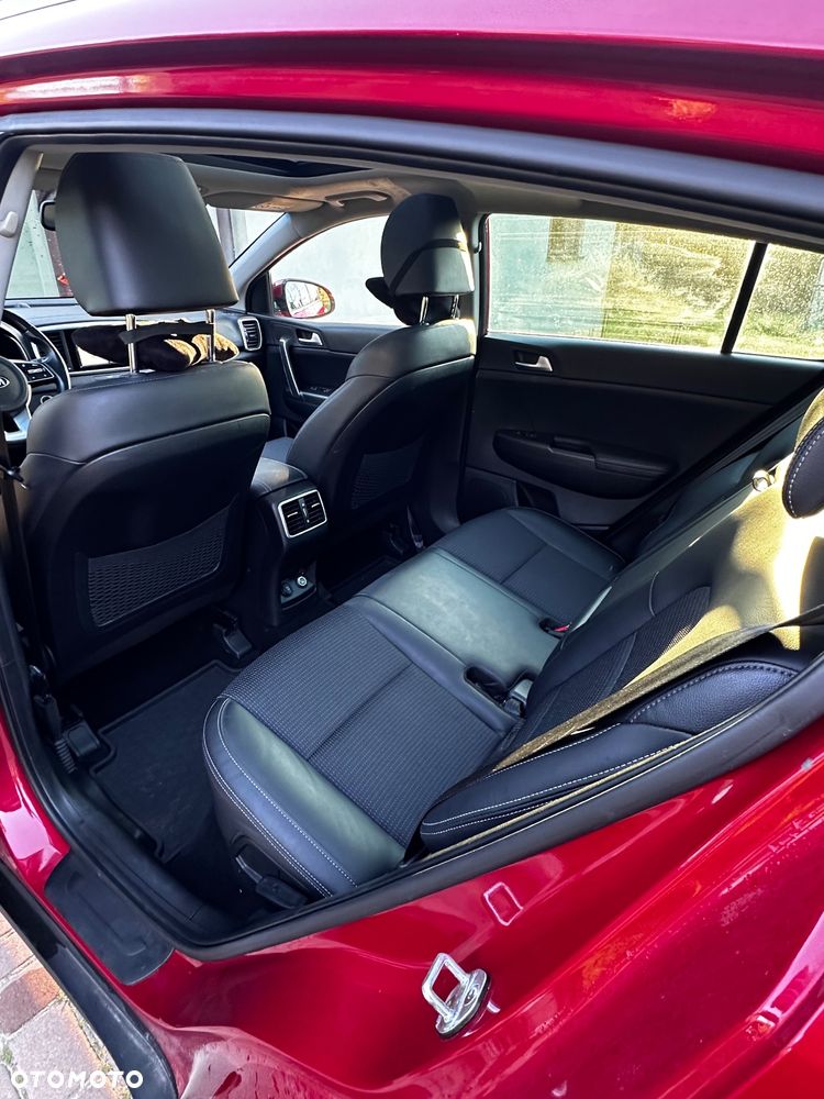 Kia Sportage 1.6 CRDI 2WD Eco-Dynamics+ (48V M-H) VISION - 26