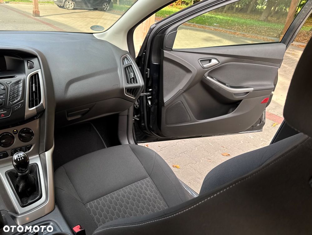 Ford Focus - 22