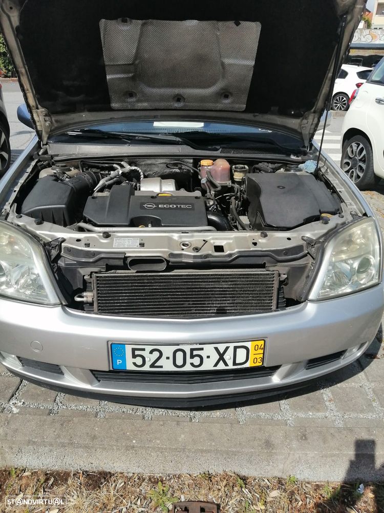 Opel Vectra GTS 2.2 DTi - 10