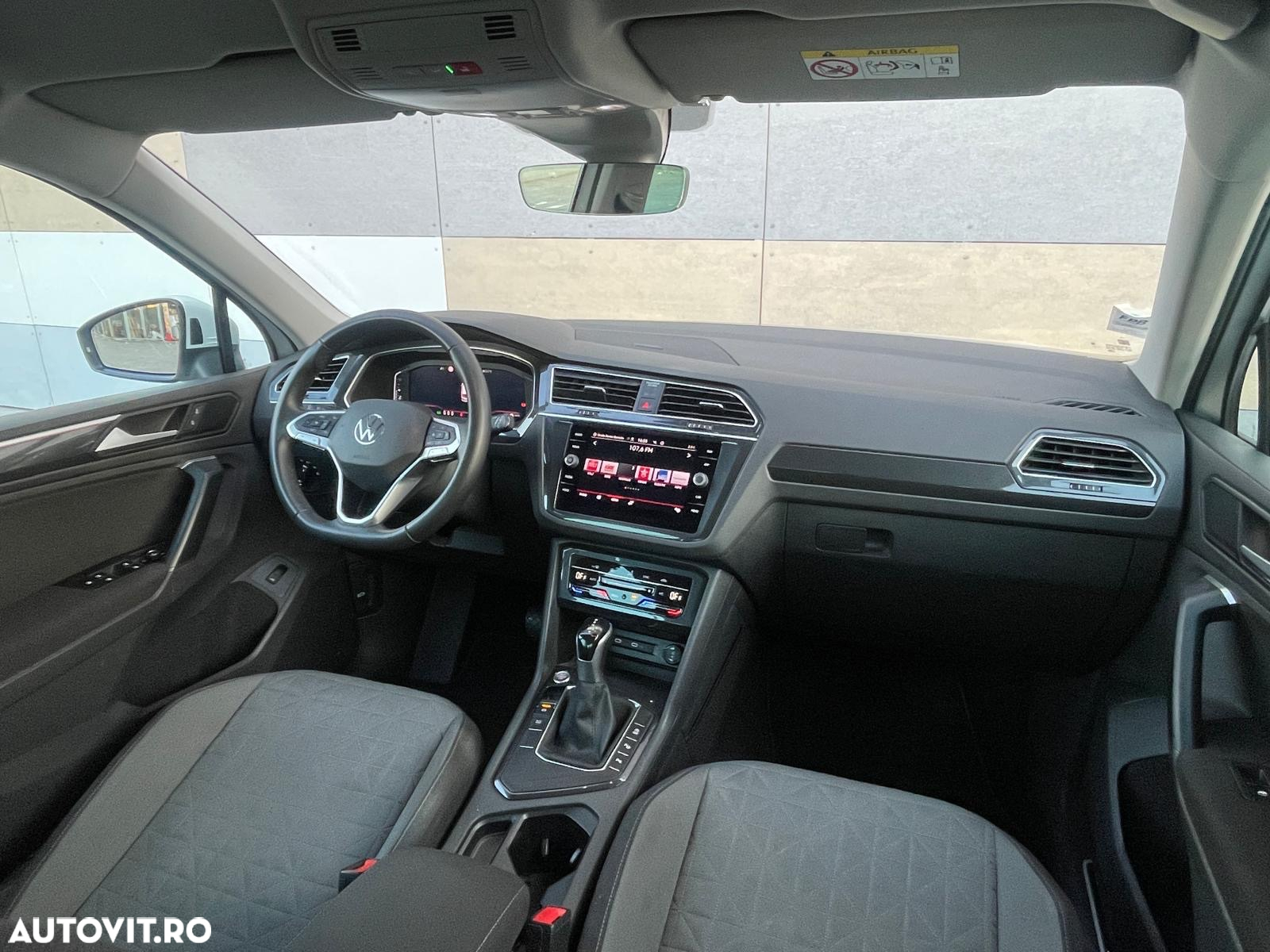 Volkswagen Tiguan 2.0 TDI DSG Elegance - 11