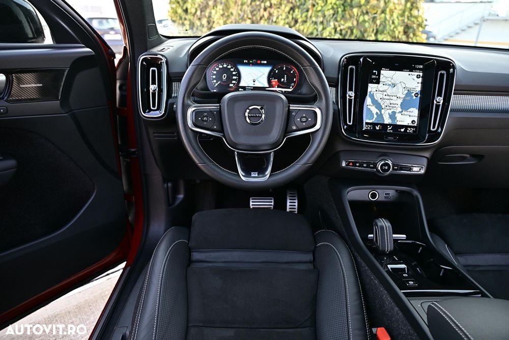 Volvo XC 40 D4 AWD Geartronic R-Design - 17
