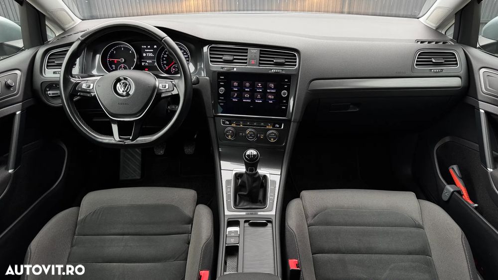 Volkswagen Golf Variant 1.6 TDI SCR Comfortline - 3