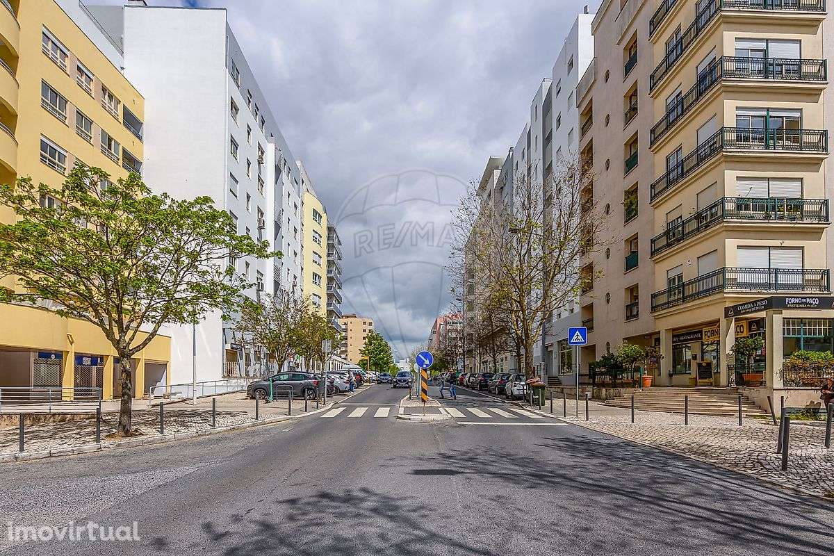 Garagem  para venda - Grande imagem: 2/4