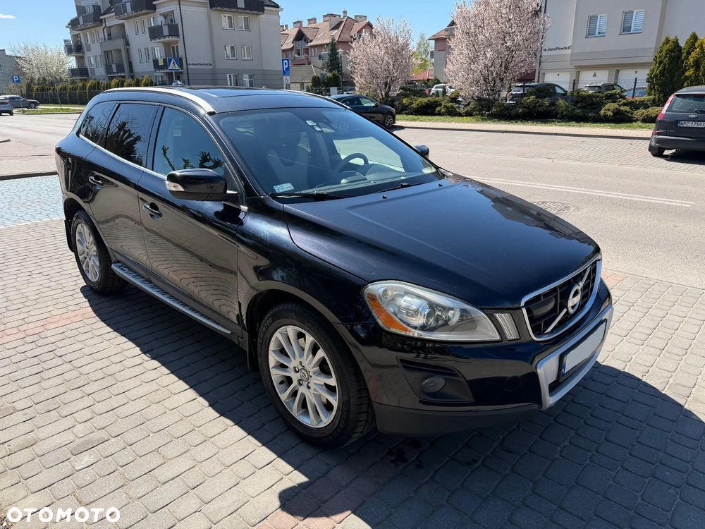 Volvo XC 60 D5 AWD Momentum - 3