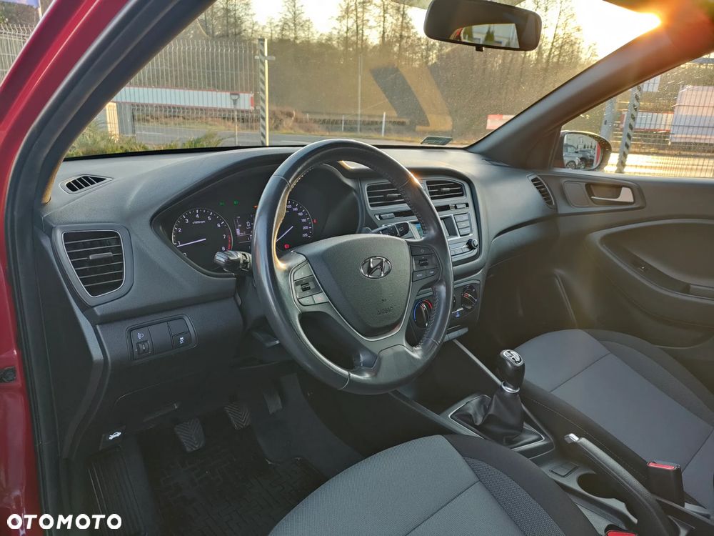 Hyundai i20 1.2 Comfort - 19