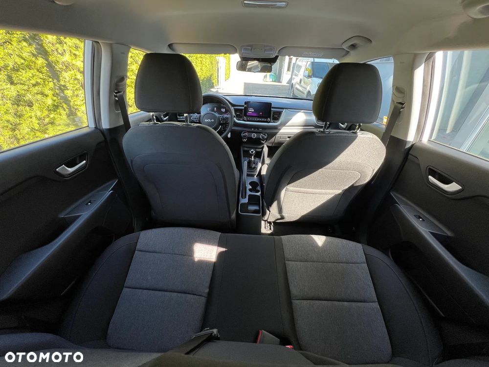 Kia Stonic 1.2 M - 17