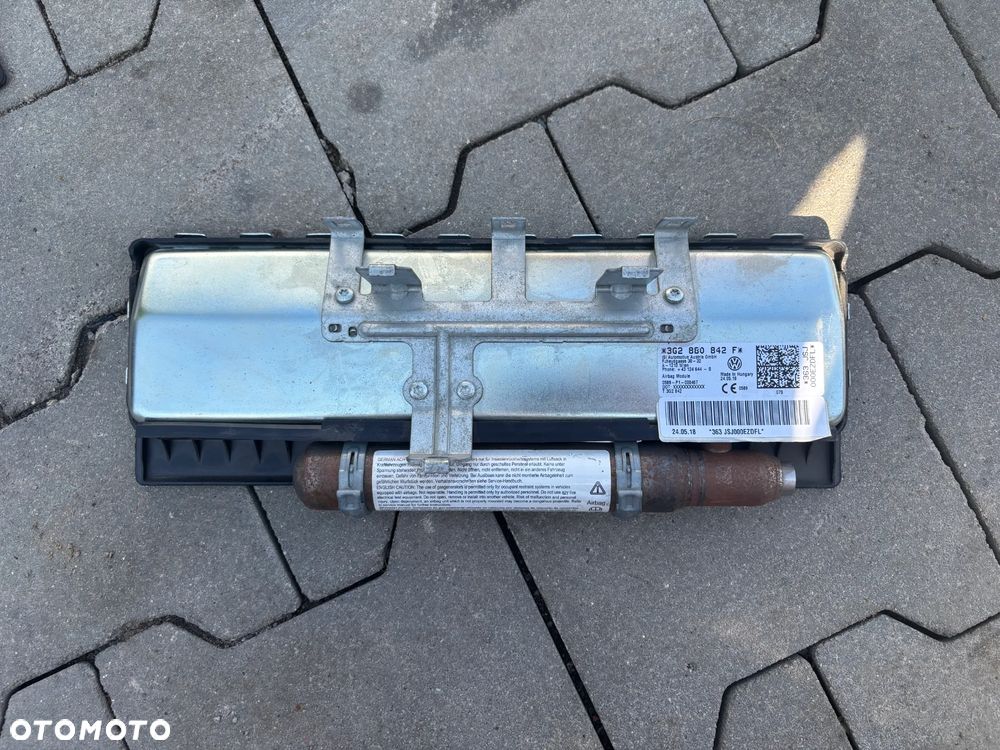 VW Passat B8 poduszka powietrzna kolanowa kolanówka 3G2880842F