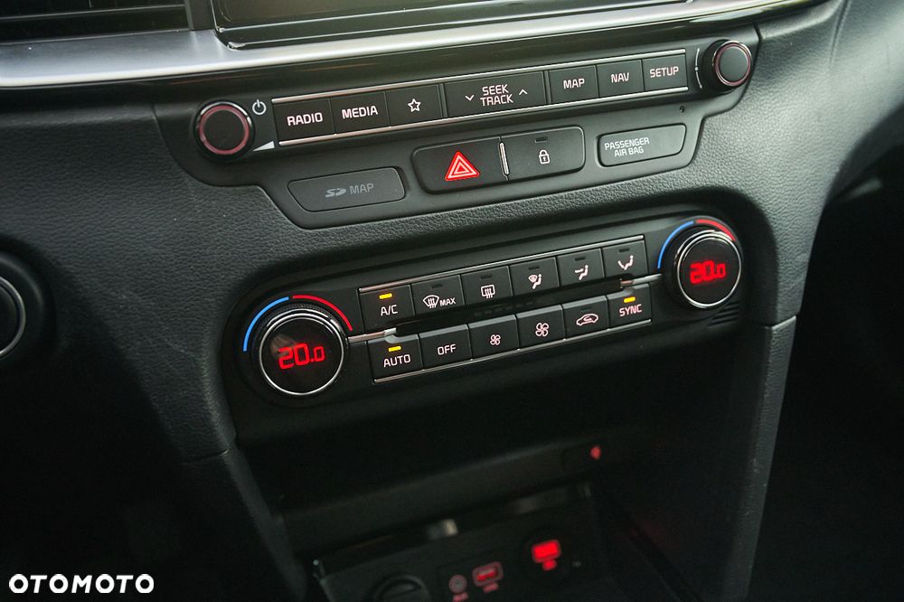 Kia Ceed 1.6 CRDi GT Line - 30