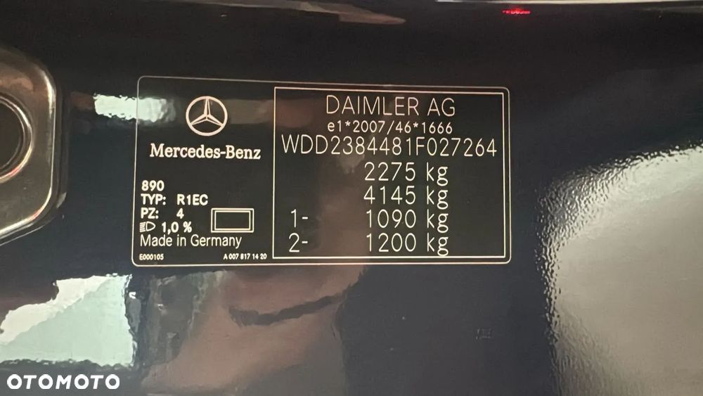 Mercedes-Benz Klasa E 300 9G-TRONIC AMG Line - 23