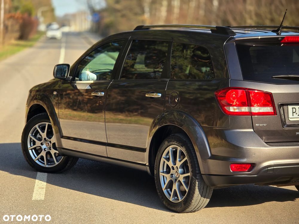 Fiat Freemont 2.0 Multijet Lounge AWD - 36