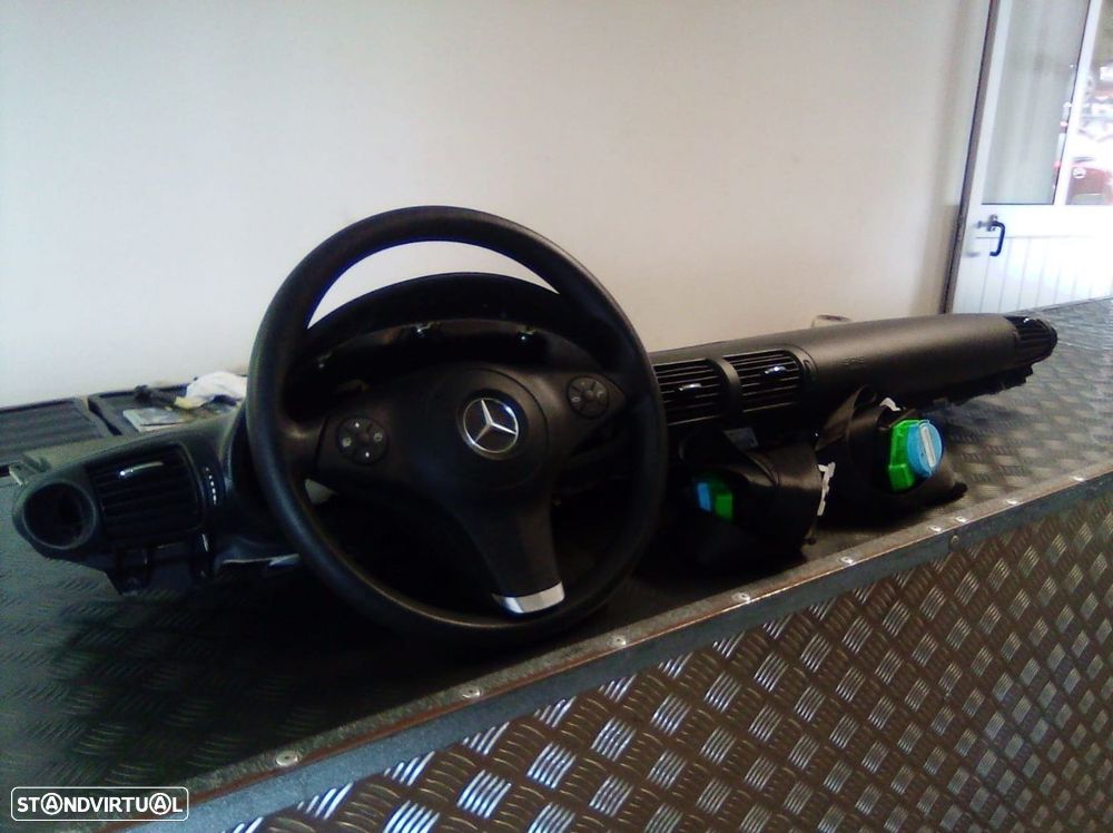 Tablier completo Mercedes Benz CLC 2009 - 4