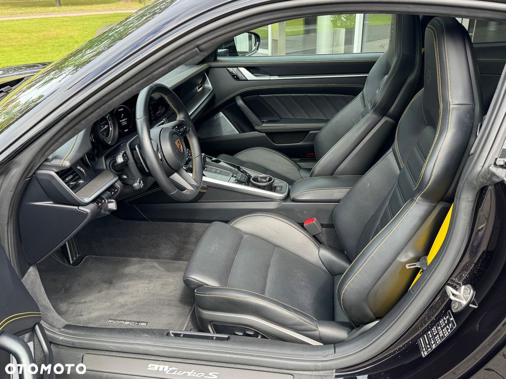 Porsche 911 Turbo S - 20