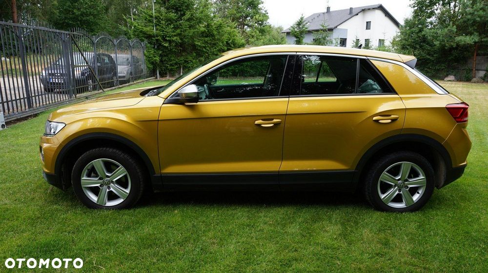 Volkswagen T-Roc - 8