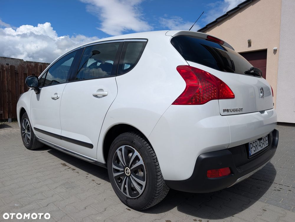 Peugeot 3008 155 THP Premium - 3