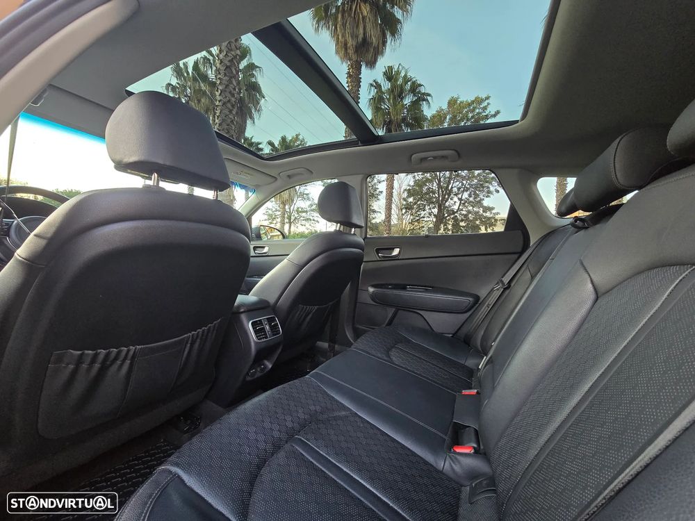 Kia Optima SW 2.0 CVVT PHEV - 7