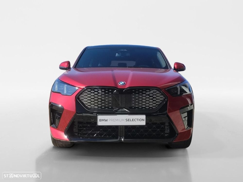 BMW iX2 eDrive20 Pack Desportivo M - 8