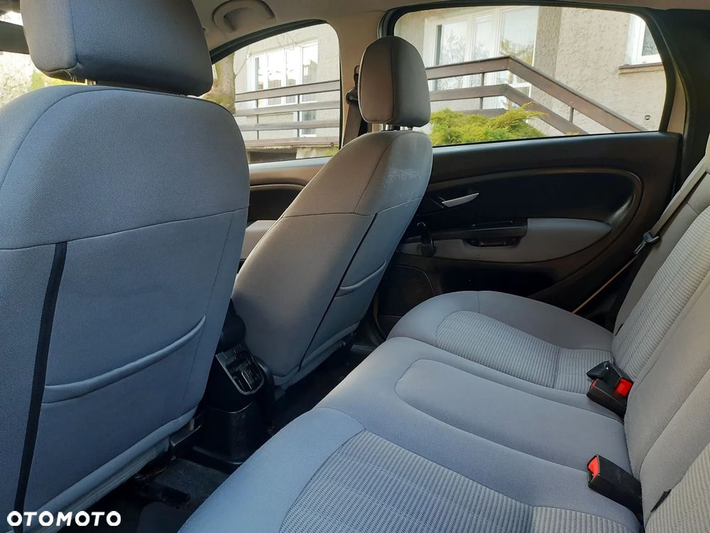 Fiat Linea 1.4 Fresh - 21