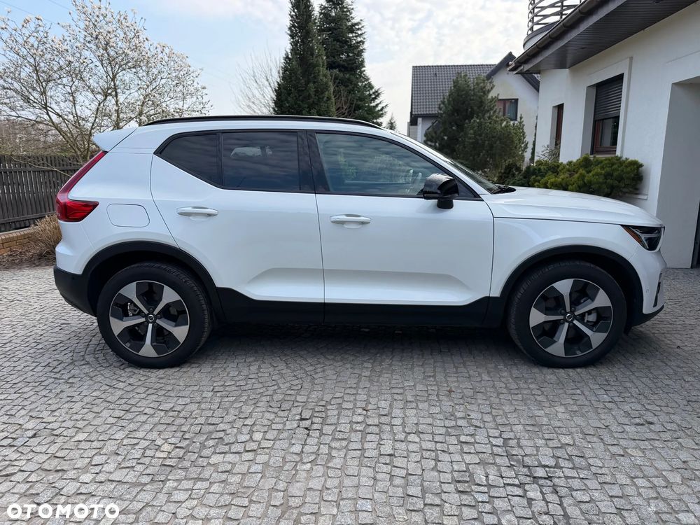 Volvo XC 40 B5 B AWD Geartronic RDesign - 5