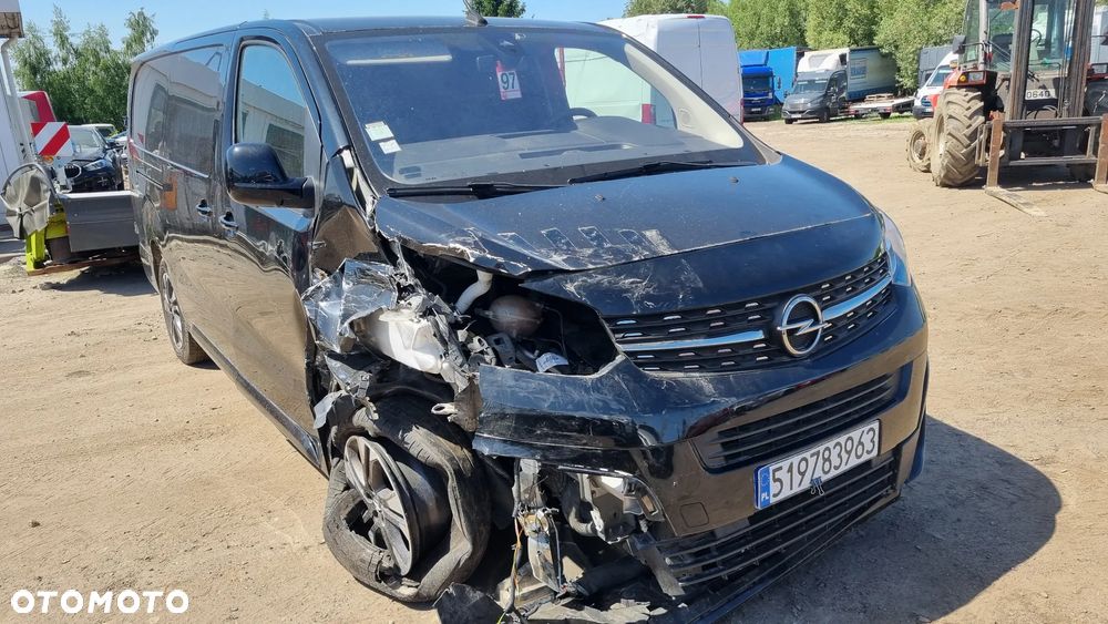 Opel Vivaro - 17