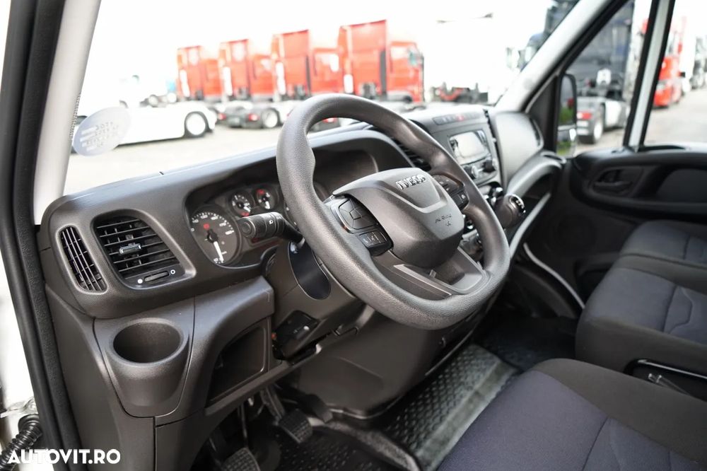 Iveco DAILY 35-160 / 4.2 M CONTAINER / LIFT / TWIN GVWR: 3500 KG / 2022 - 25