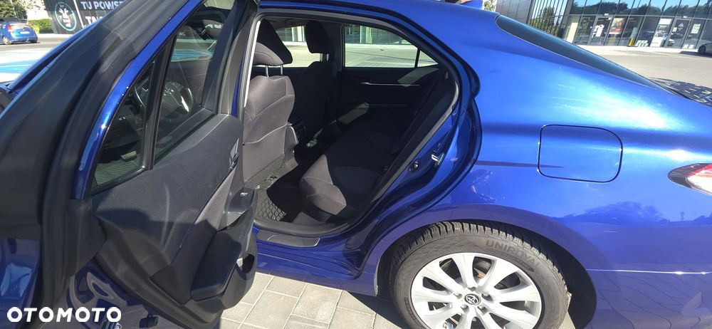 Toyota Camry 2.5 Hybrid Comfort CVT - 14