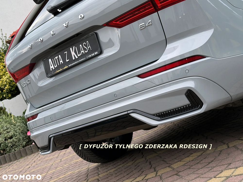 Volvo XC 60 B4 D Plus Dark - 34