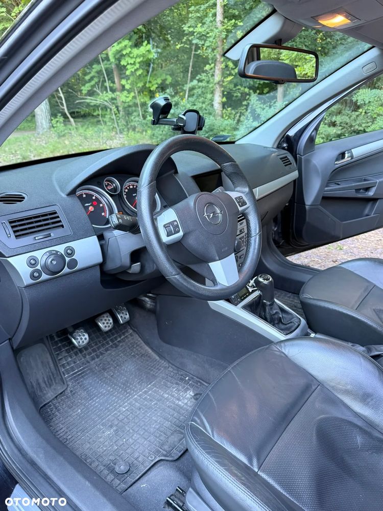 Opel Astra - 18