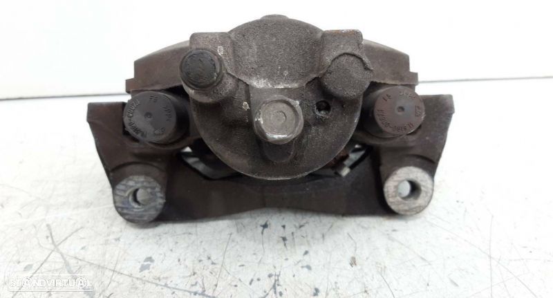 Pinça Frente Esquerda Toyota Yaris (_P9_) - 2