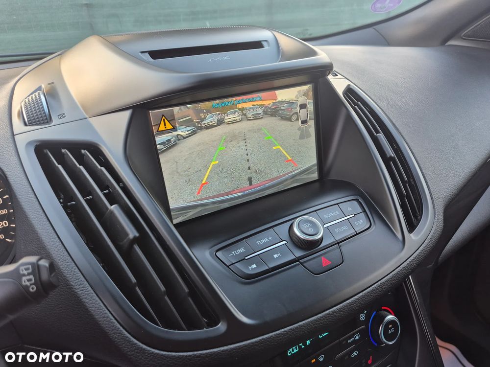 Ford Kuga 1.5 EcoBoost 2x4 ST-Line - 40