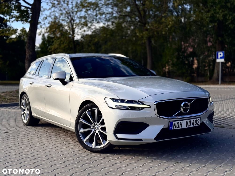 Volvo V60 2020 photo 2