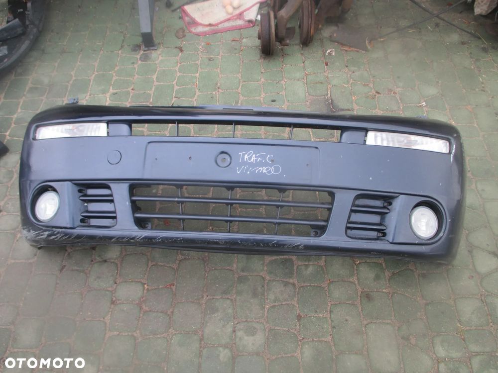 Zderzak Primaster Vivaro Trafic - 1