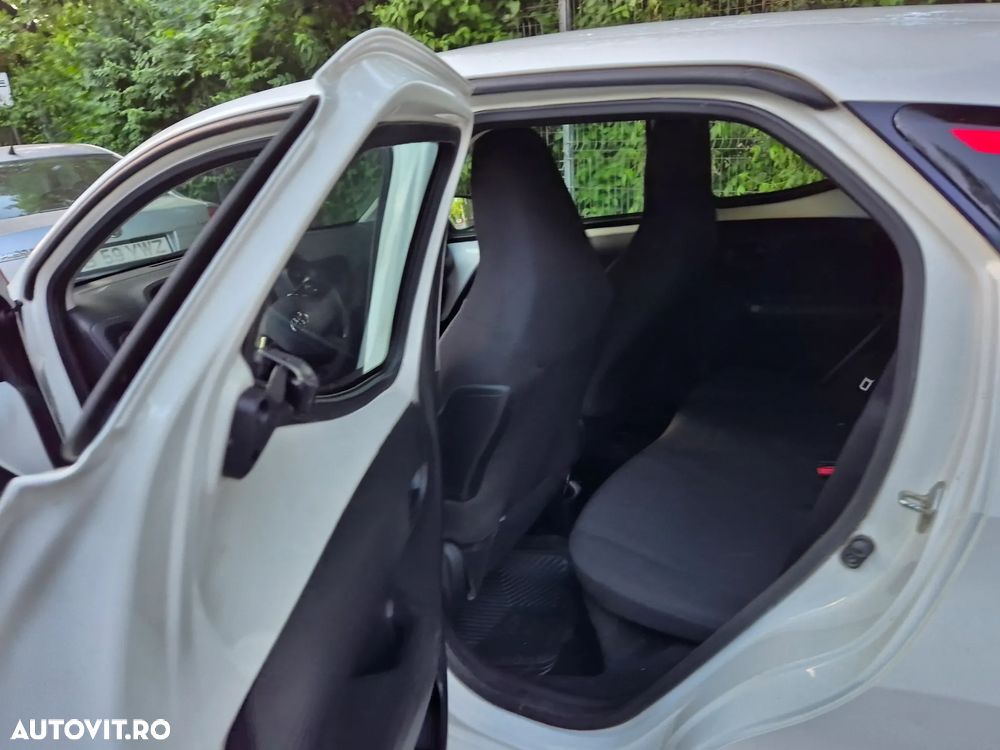 Toyota Aygo 1.0 VVY-I 5 usi X - 13