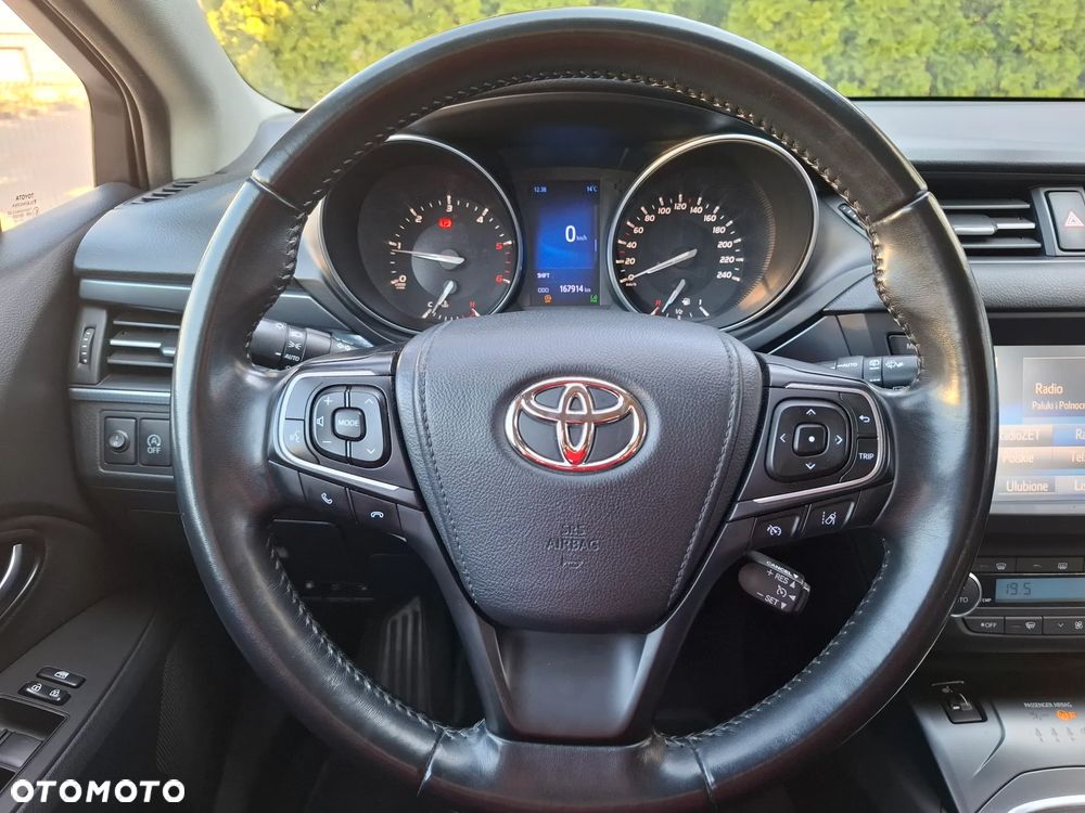 Toyota Avensis 2.0 D-4D Prestige - 9