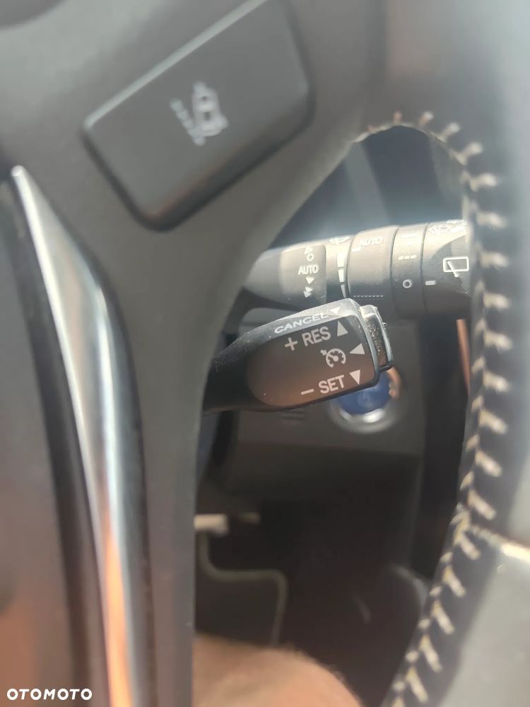 Toyota Auris - 18