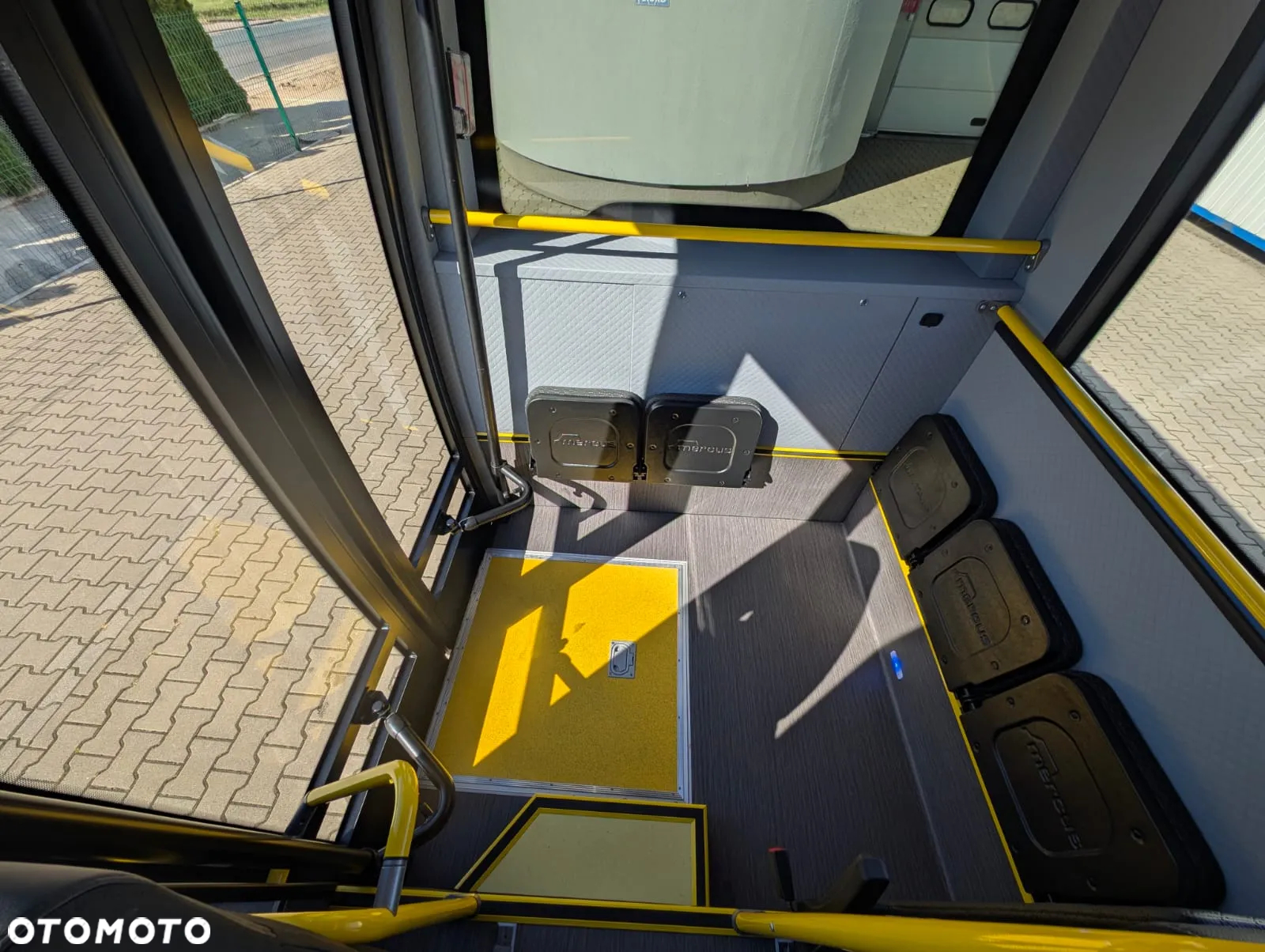 Mercedes-Benz Sprinter 517 City - 22