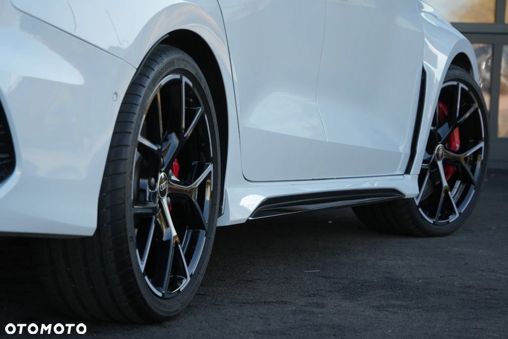Audi RS3 Limousine TFSI Quattro S tronic - 5