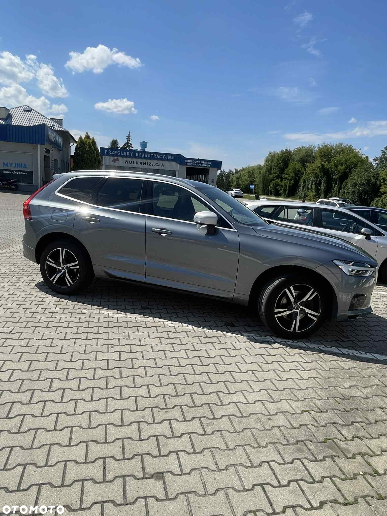 Volvo XC 60 T5 R-Design - 6
