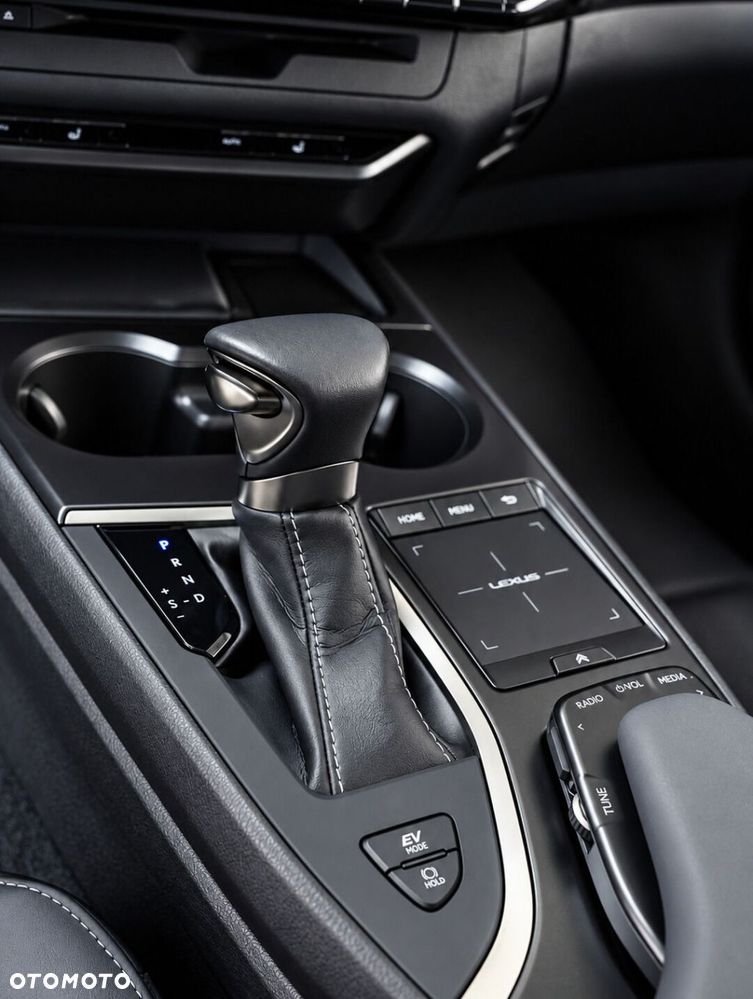 Lexus UX 250h GPF F Impression 2WD - 34