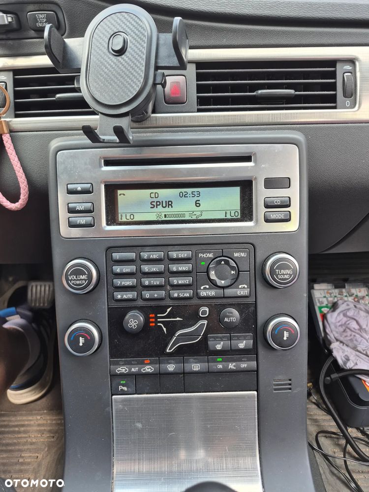 Volvo V70 D3 Momentum - 6
