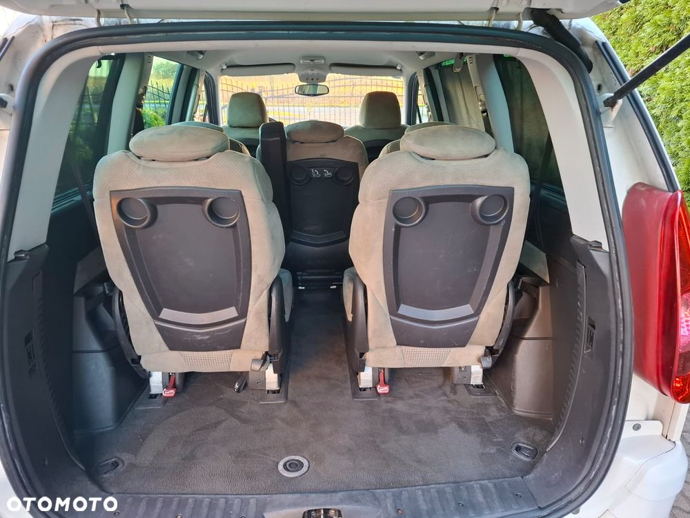 Peugeot 807 140 Automatik Premium - 14