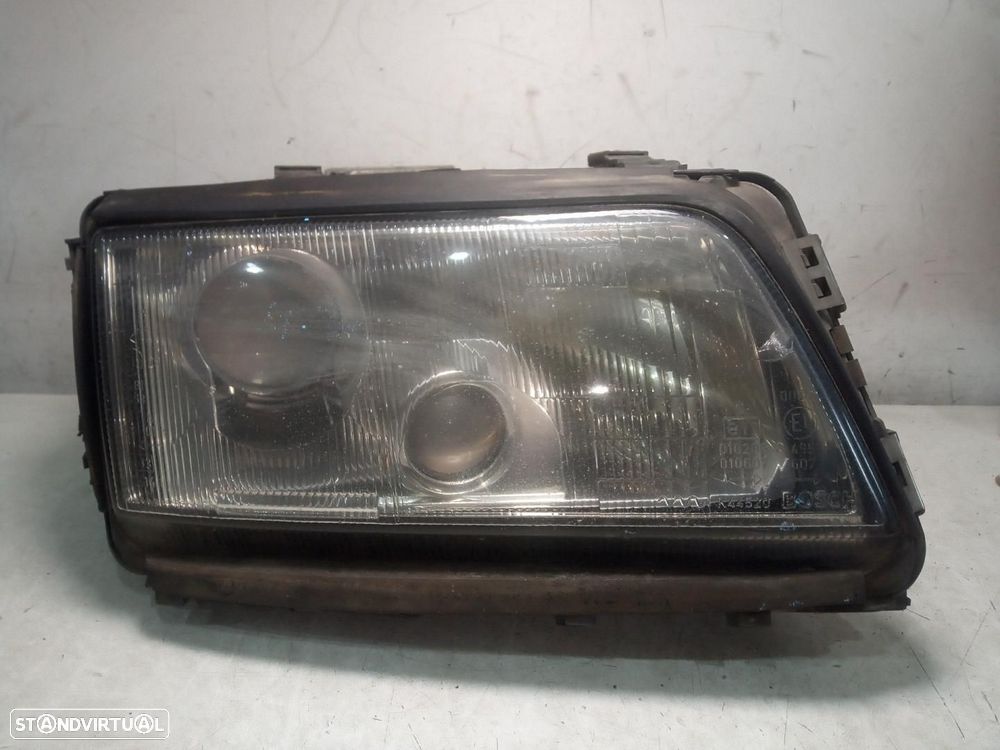 FAROL DIREITO AUDI S8 D2 - 1