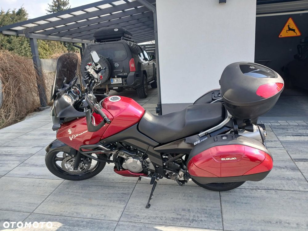 Suzuki V-STROM - 12