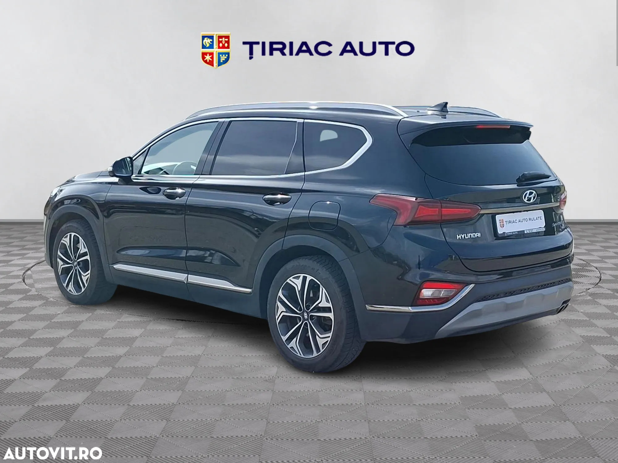 Hyundai Santa Fe - 4
