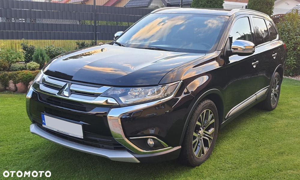 Mitsubishi Outlander - 1