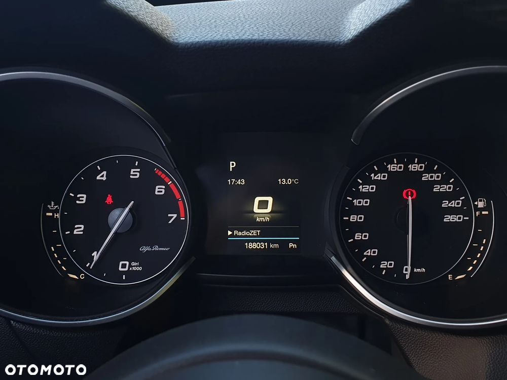 Alfa Romeo Stelvio 2.0 Turbo Q4 - 20